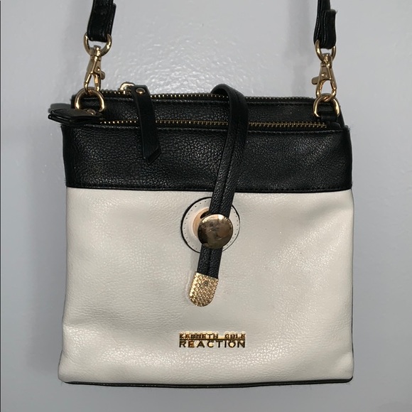 KENNETH COLE REACTION Crossbody Bag - Picture 1 of 4
